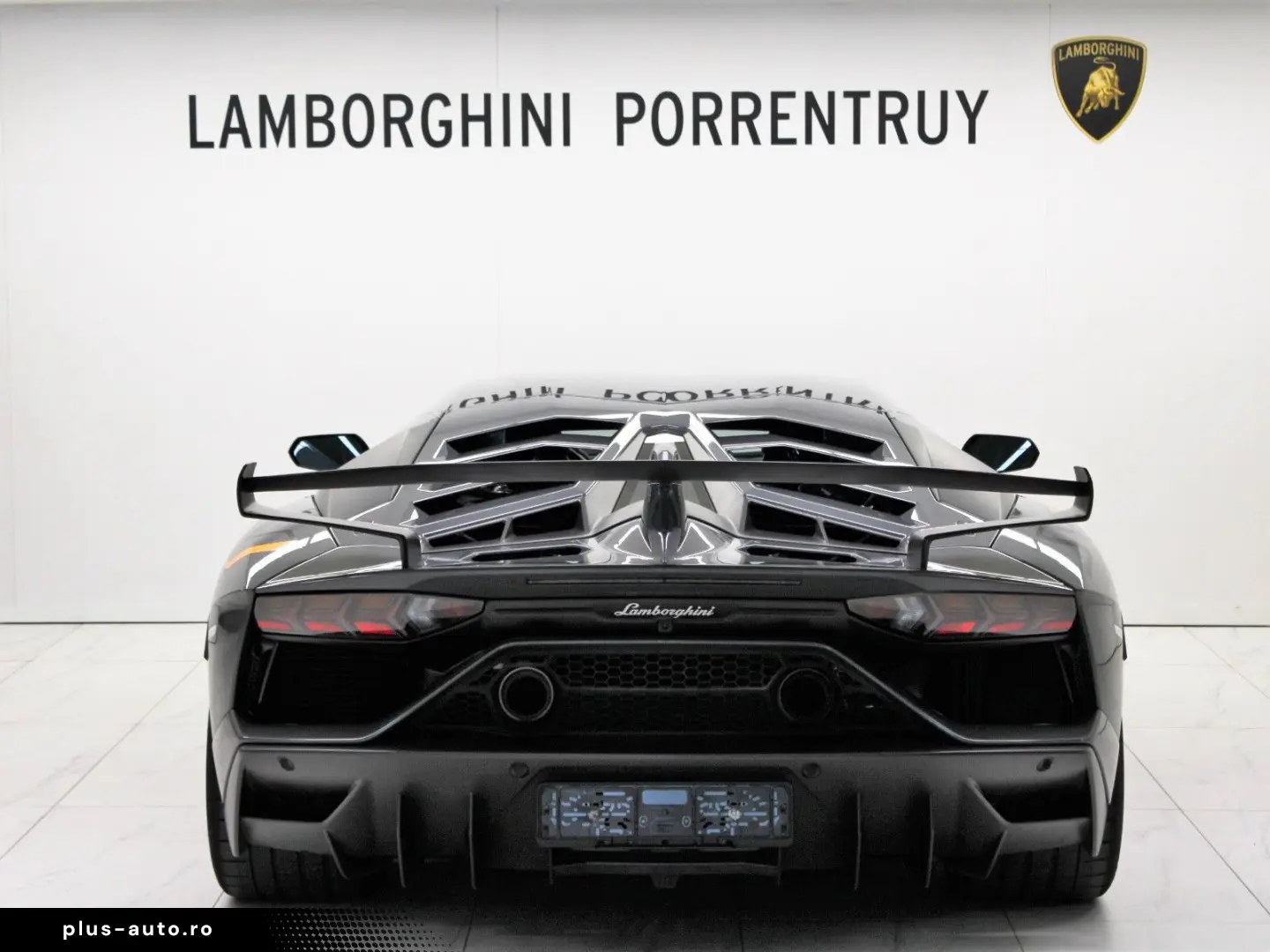 LAMBORGHINI Aventador 2019 — imagine 4