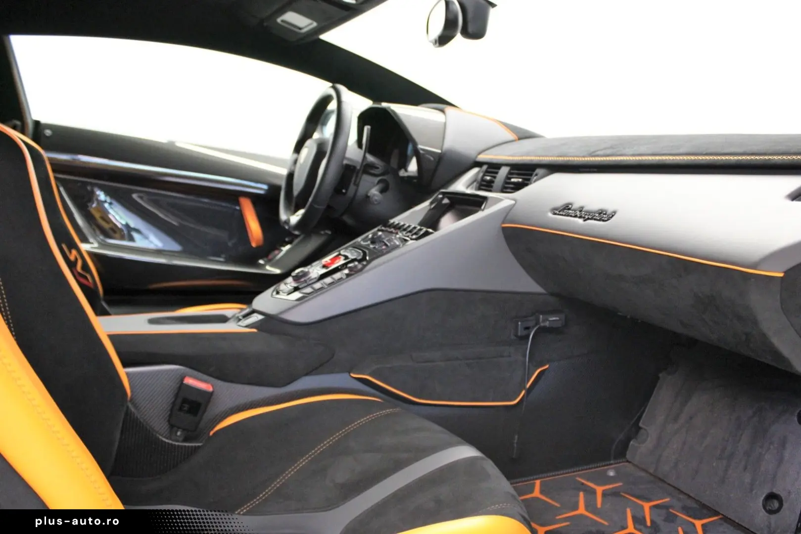 LAMBORGHINI Aventador 2019 — imagine 7