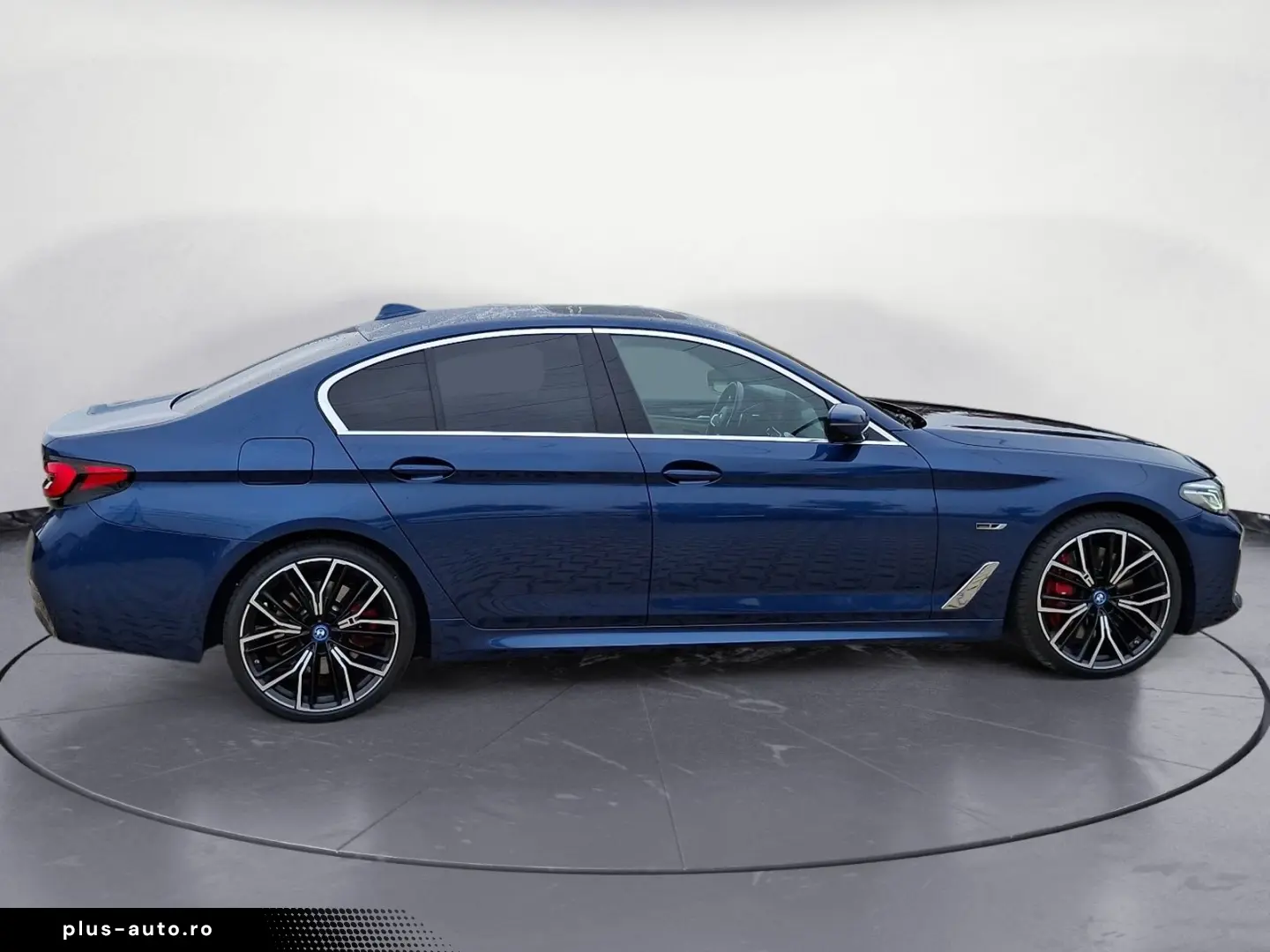 BMW Seria 5 2022 — imagine 8