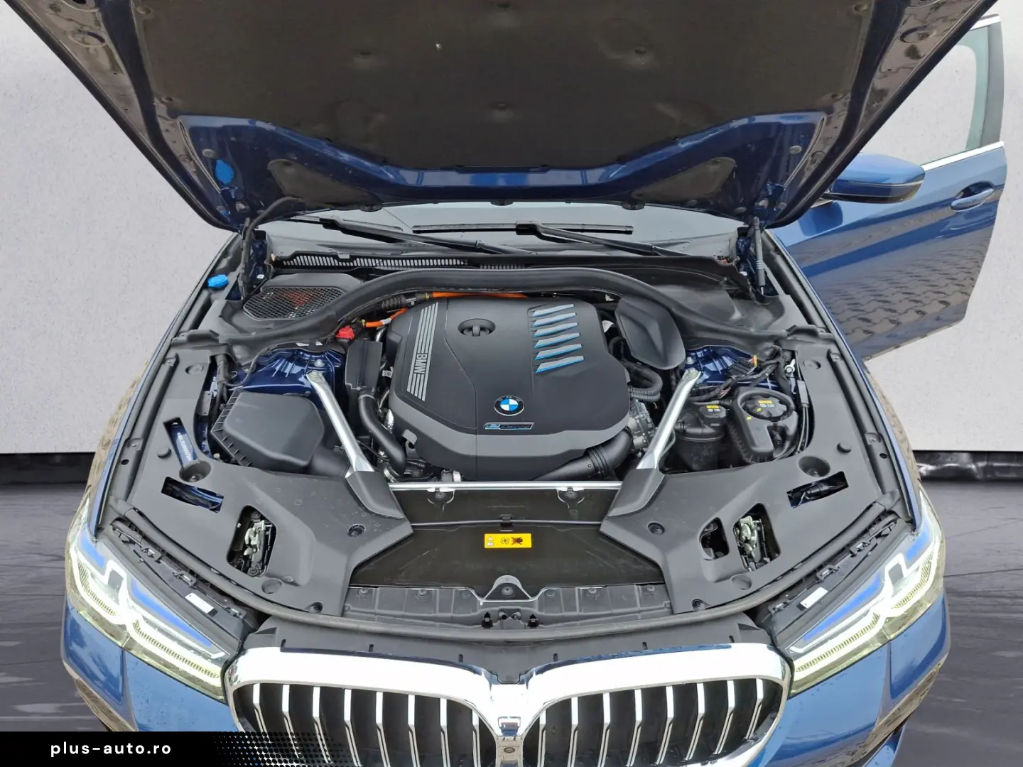 BMW Seria 5 2022 — imagine 19
