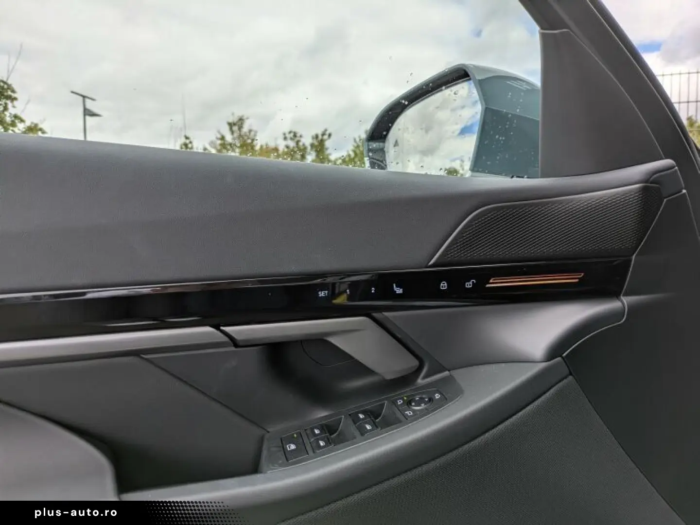 BMW Seria 5 2024 — imagine 6