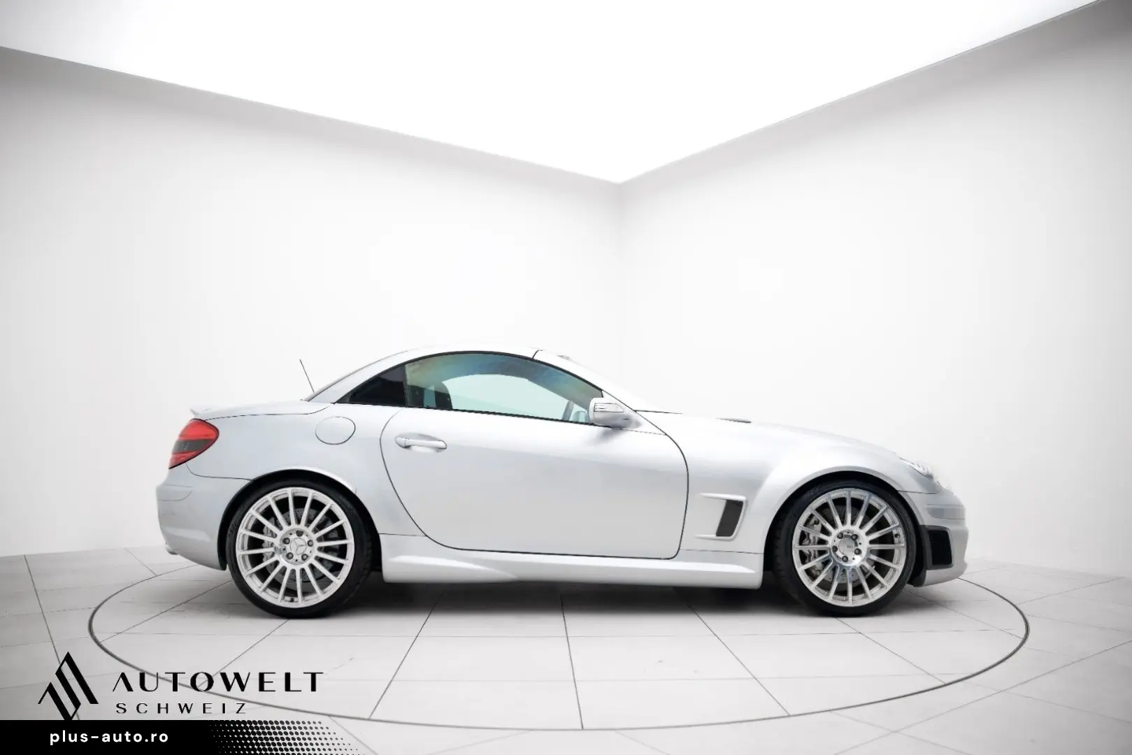 MERCEDES-BENZ SLK 55 AMG Black Series