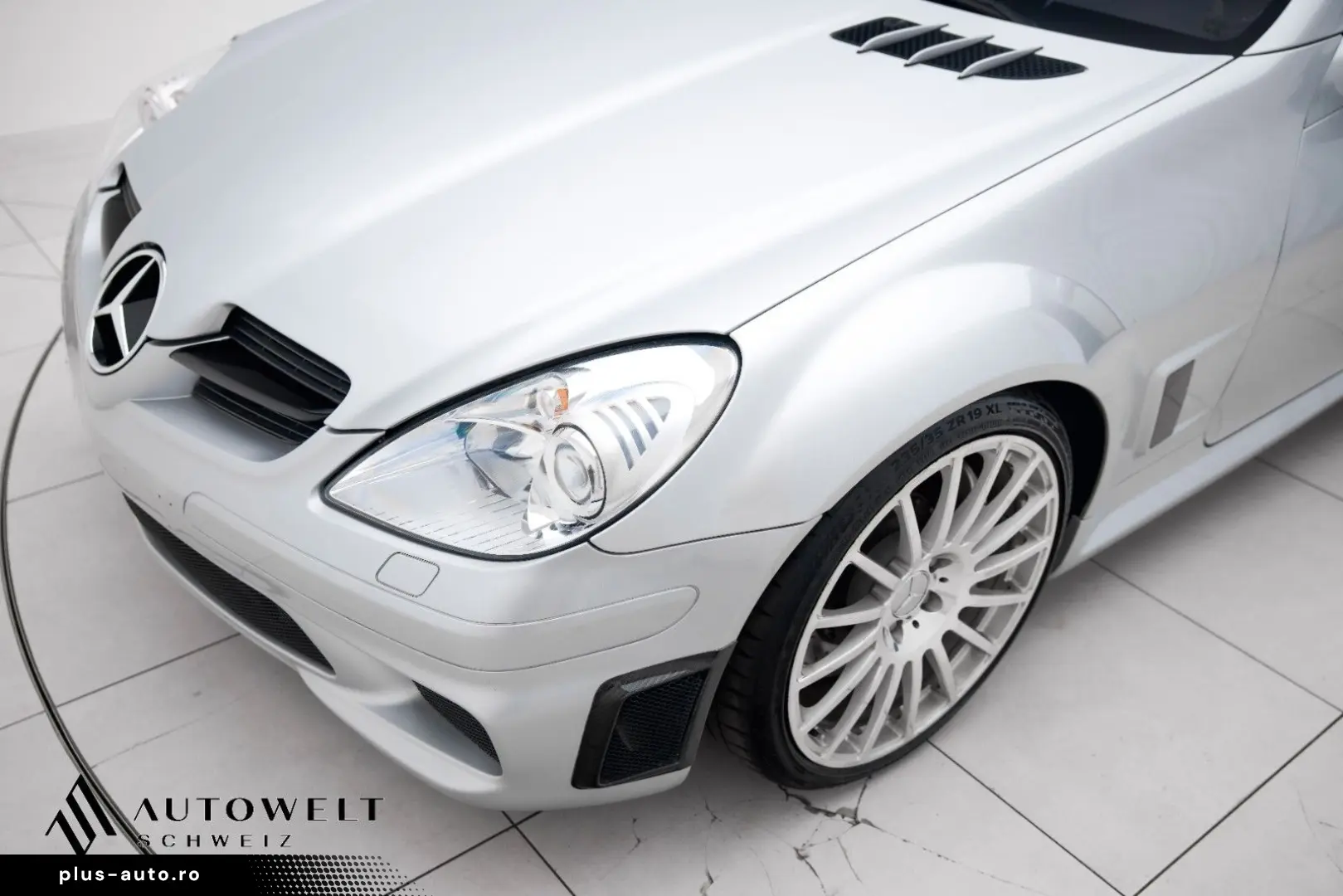 MERCEDES-BENZ SLK 55 AMG Black Series