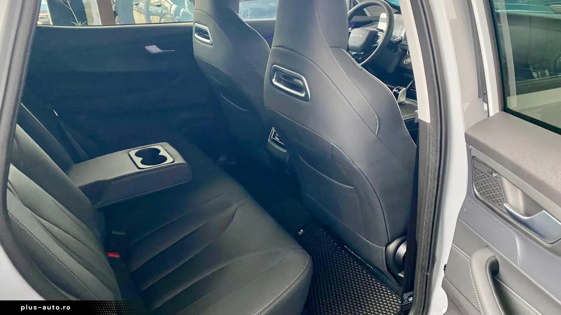 NOUL CHERY TIGGO 4 HEV UNIQUE