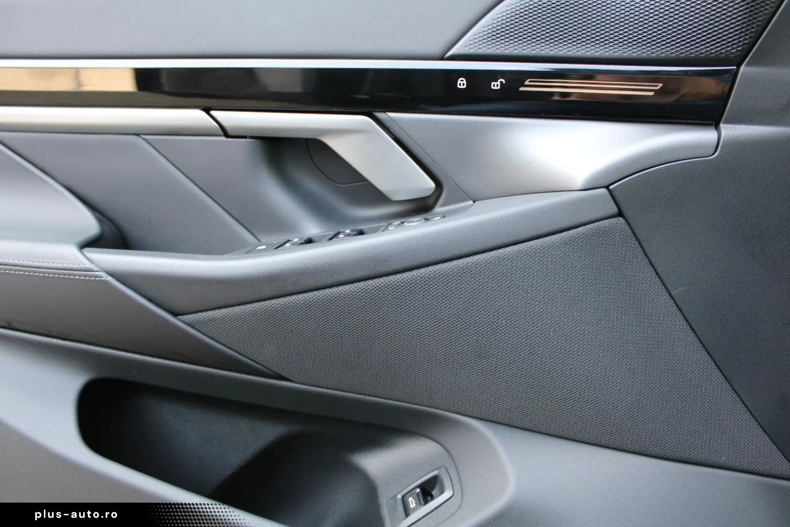BMW Seria 5 2025 — imagine 22