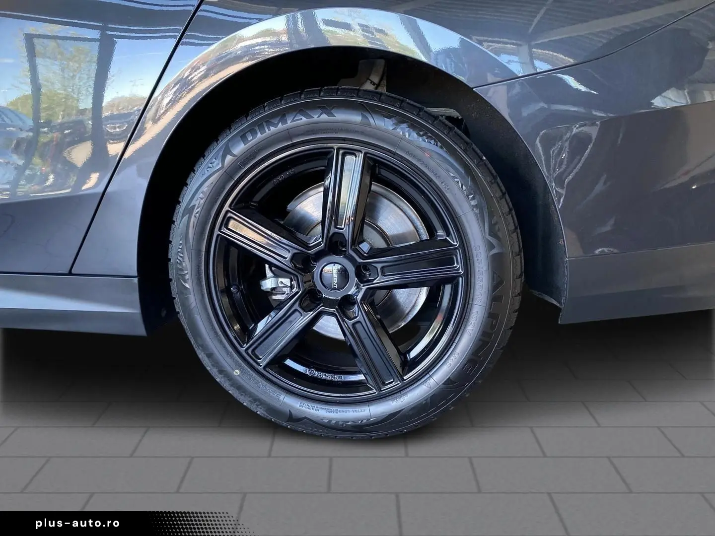 BMW Seria 5 2024 — imagine 6