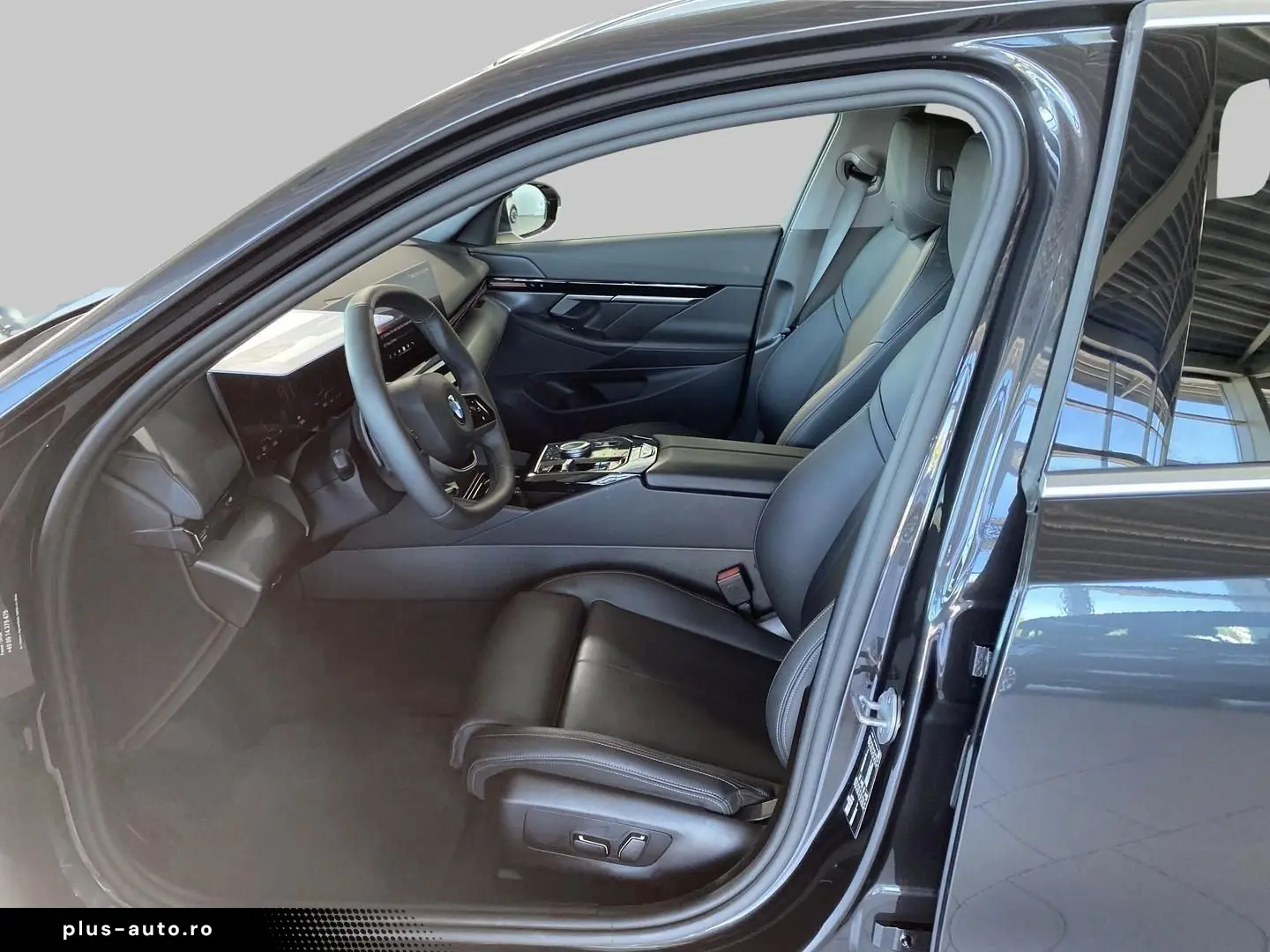 BMW Seria 5 2024 — imagine 9