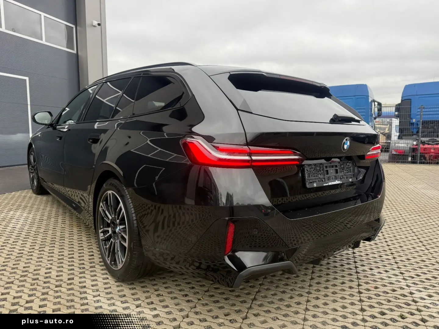 BMW Seria 5 2024 — imagine 7