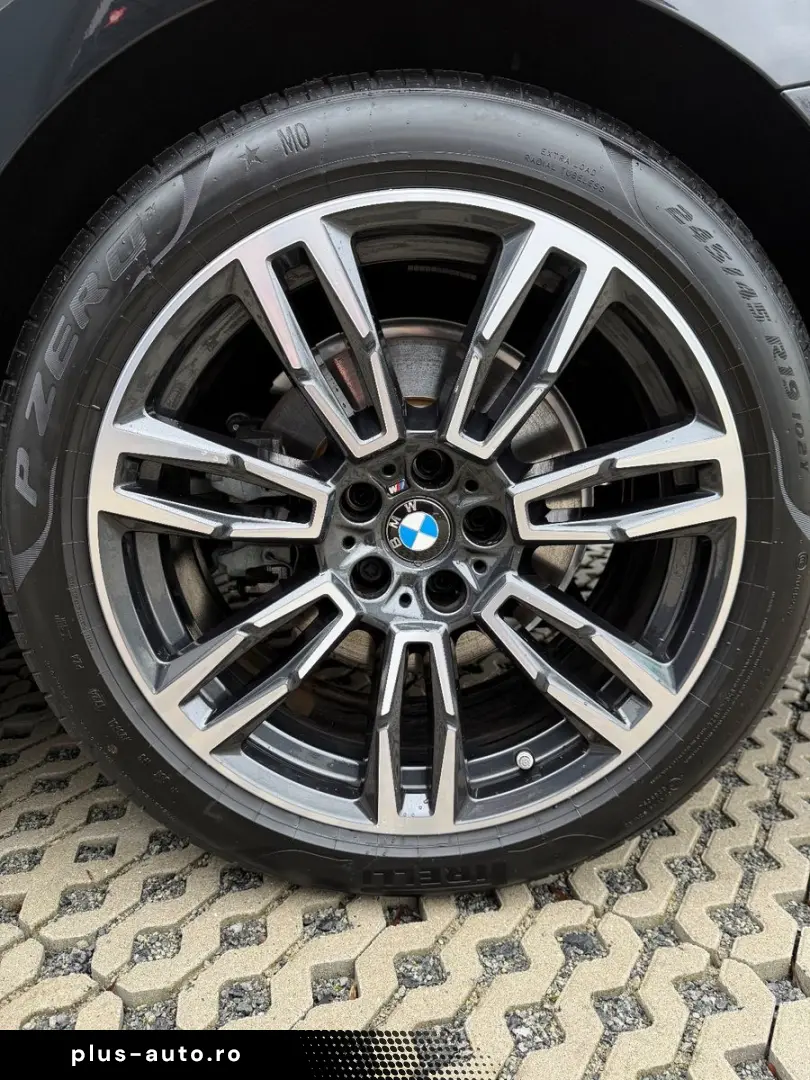 BMW Seria 5 2024 — imagine 11