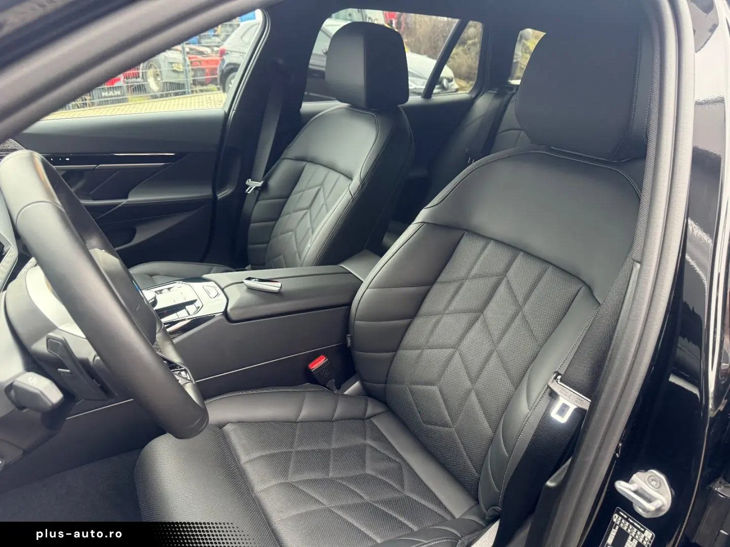 BMW Seria 5 2024 — imagine 15