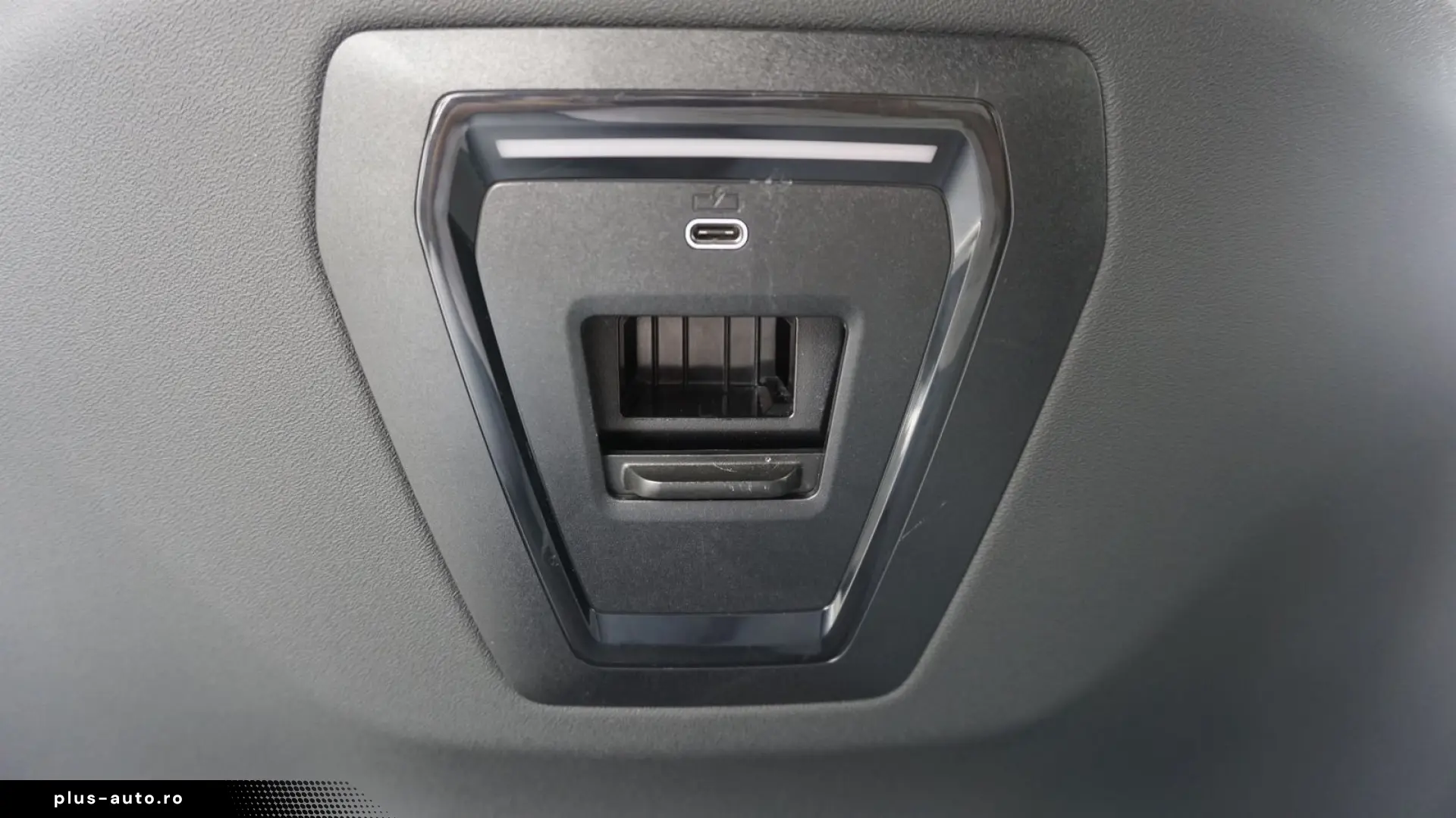 BMW Seria 5 2024 — imagine 30