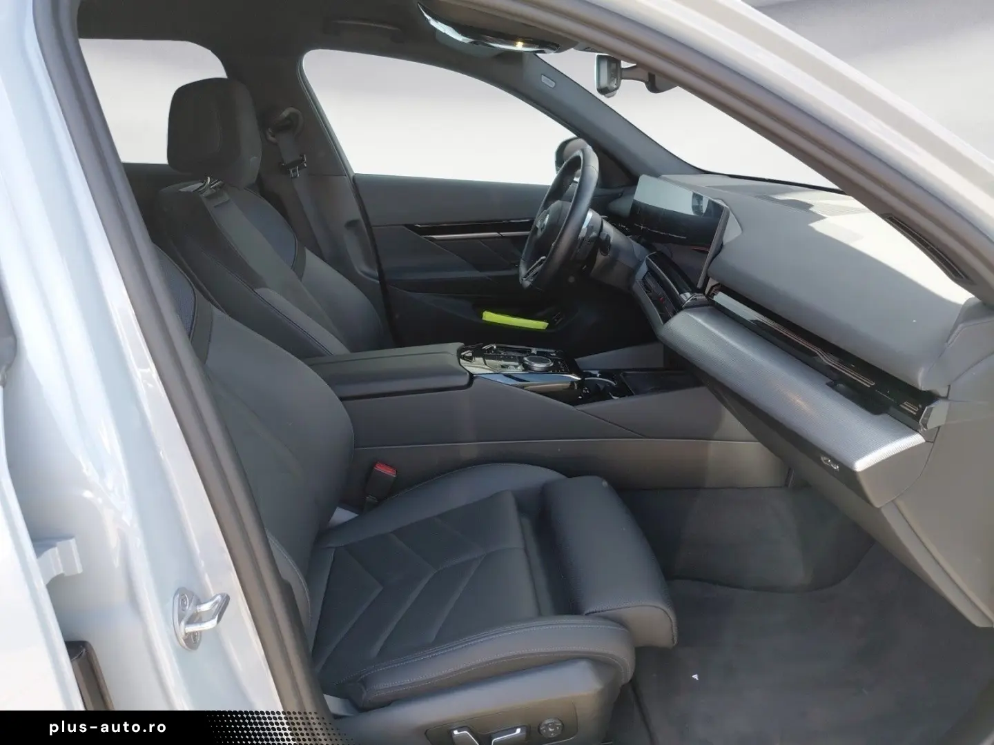 BMW Seria 5 2024 — imagine 15