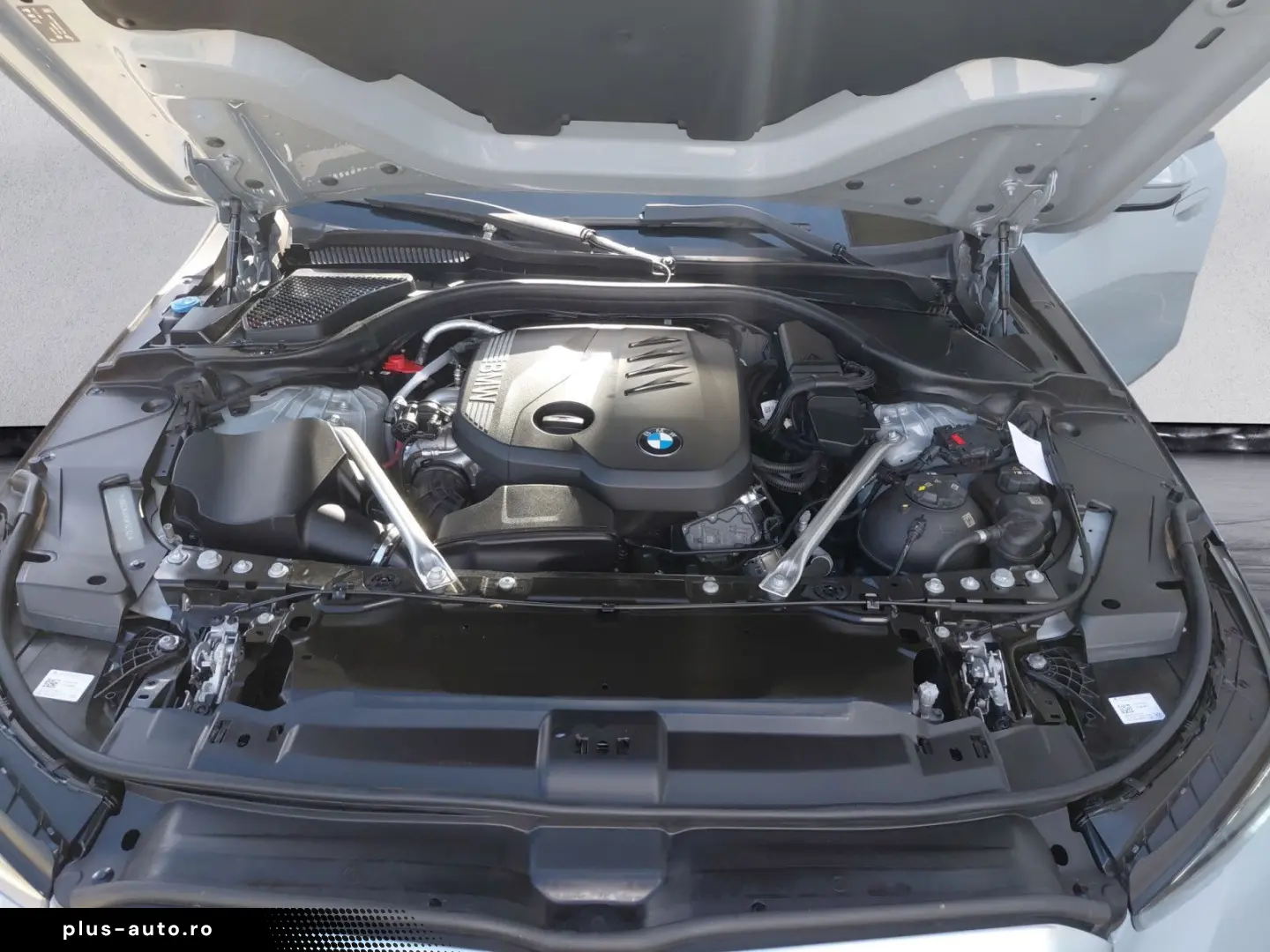 BMW Seria 5 2024 — imagine 18