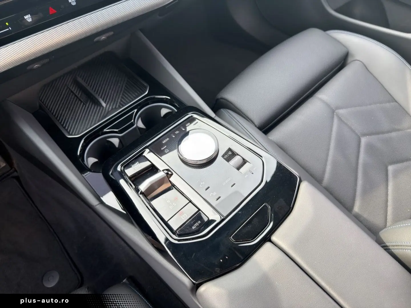 BMW Seria 5 2024 — imagine 13