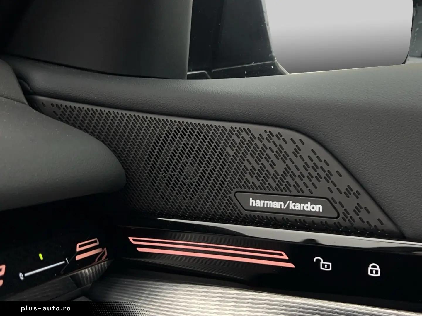 BMW Seria 5 2024 — imagine 11
