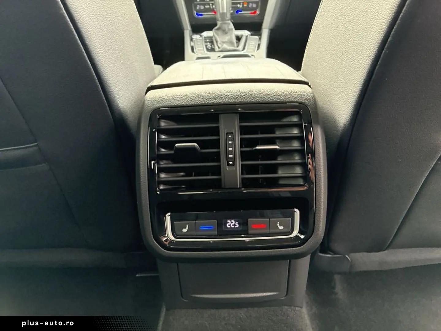 VW Arteon Elegance 2 0 TDI DSG AHK DCC Kamera ACC