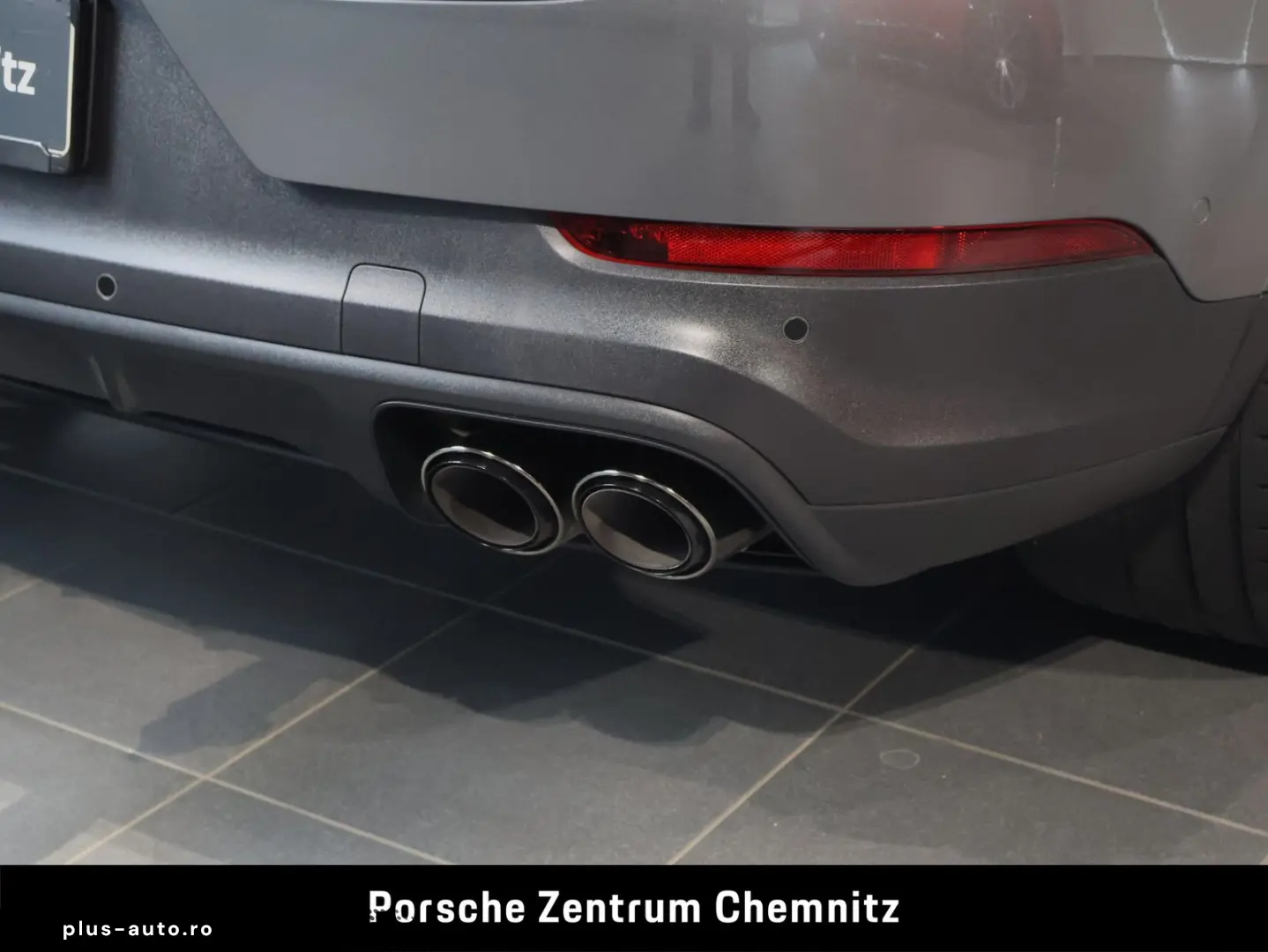 PORSCHE Cayenne E-Hybrid Coupé Sportabgas;Luft;BOSE;Head