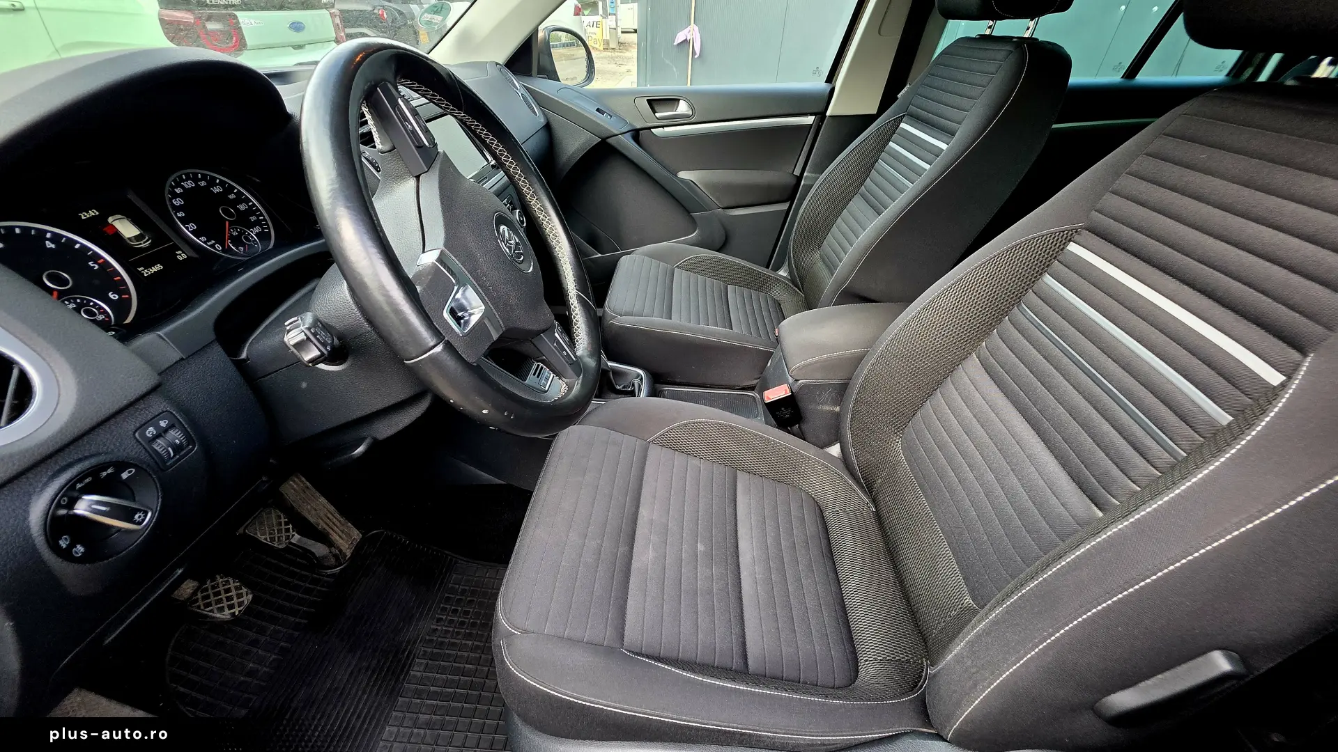 Rate  Livrare  Garantie  Tiguan CUP 2.0 tdi
