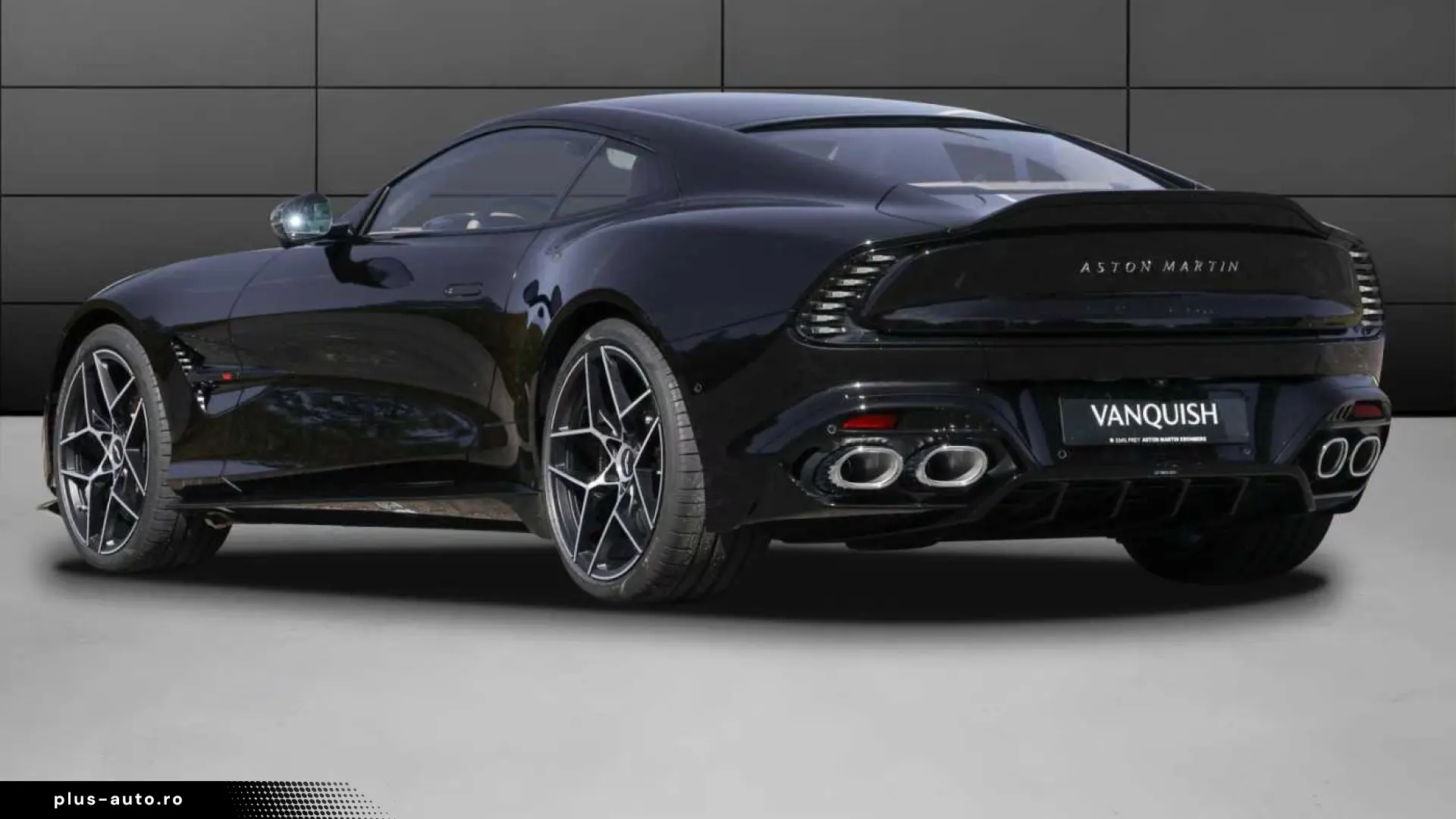 Aston Martin Vanquish Coupe