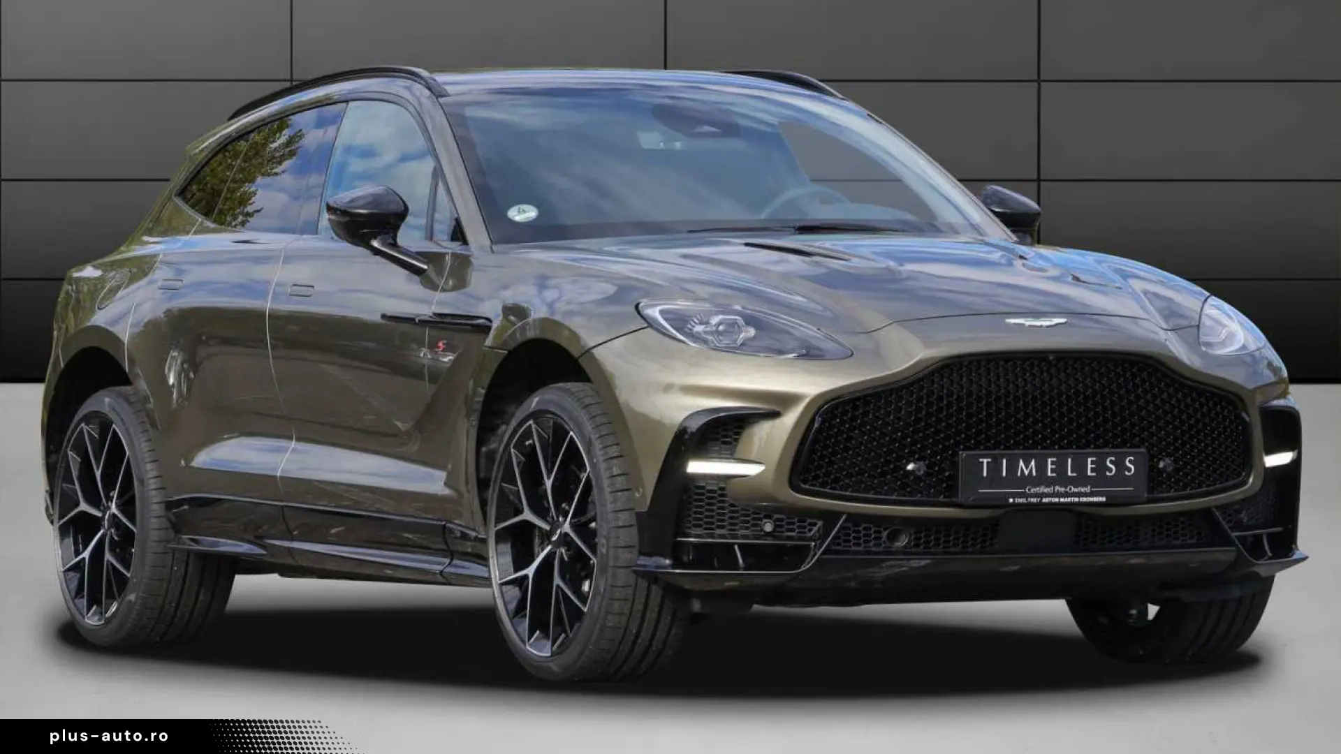 Aston Martin DBX