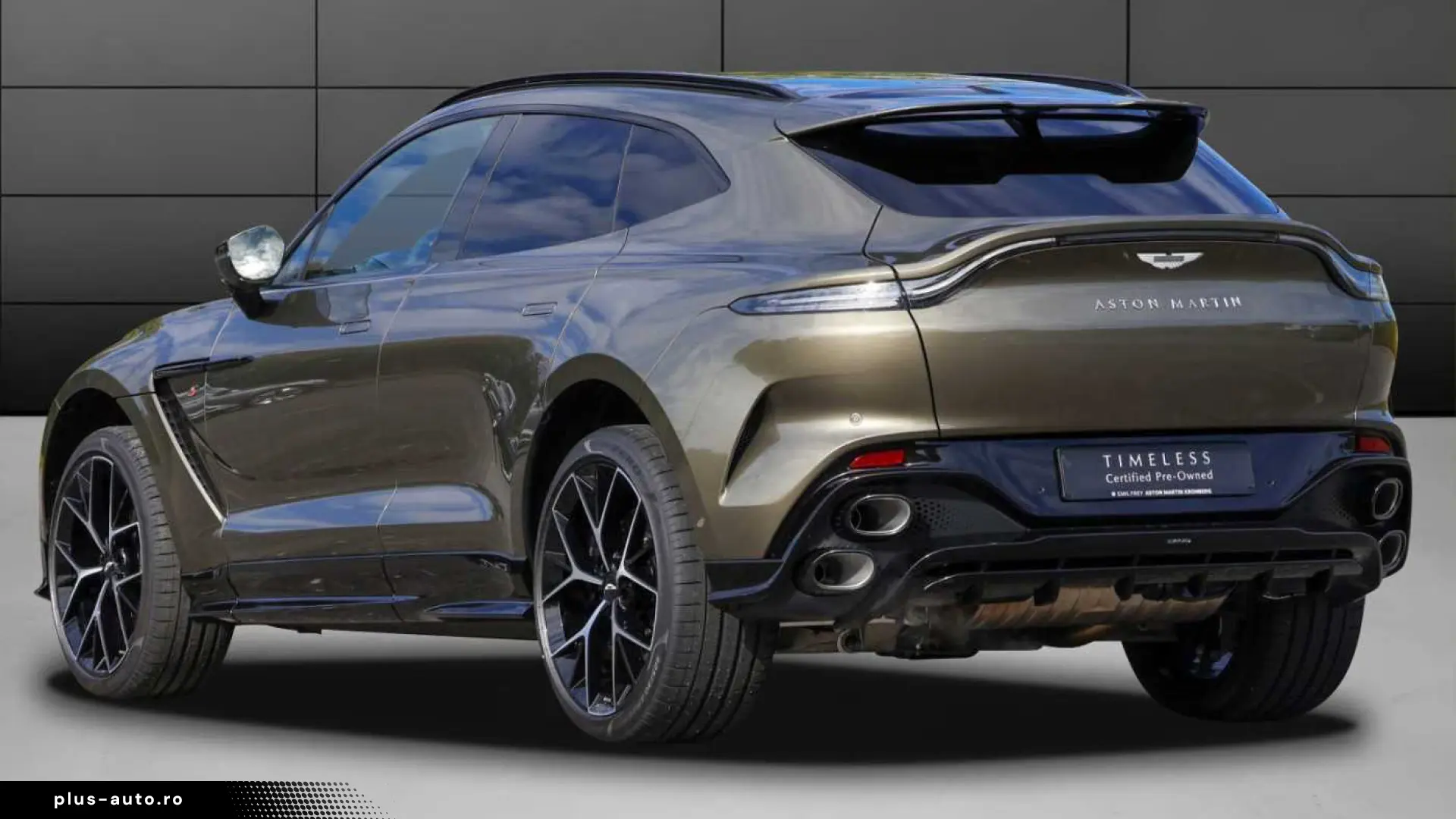 Aston Martin DBX