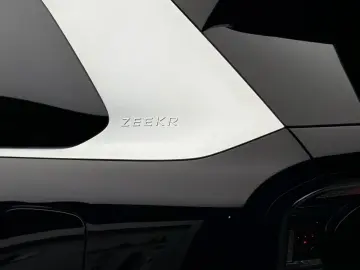 ZEEKR 9X Hyper