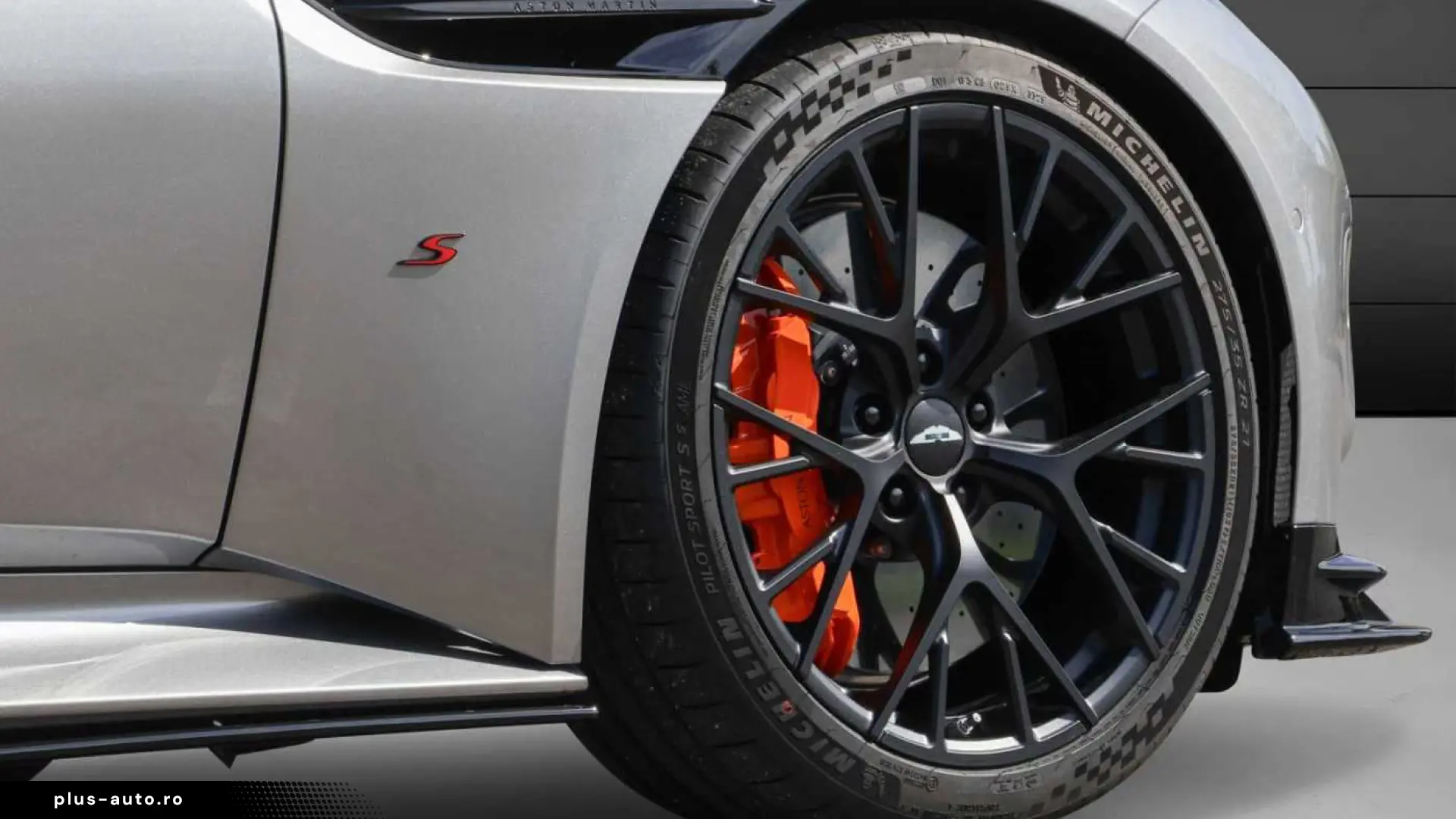 Aston Martin DB12 S Coupe