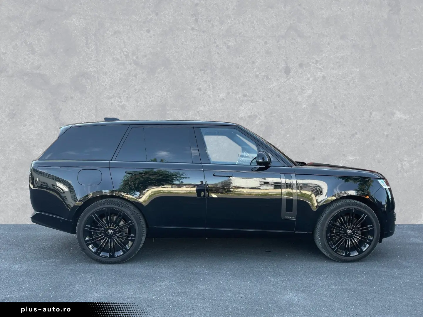 LAND ROVER Range Rover P530 Autobiography Shadow Pack Stand