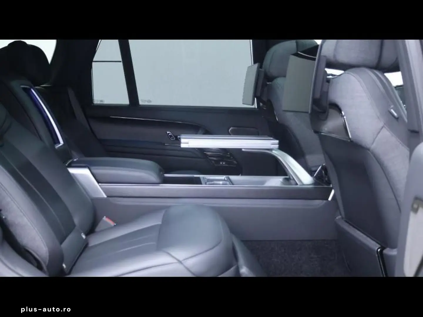 LAND ROVER Range Rover LWB P615 SV AWD Auto