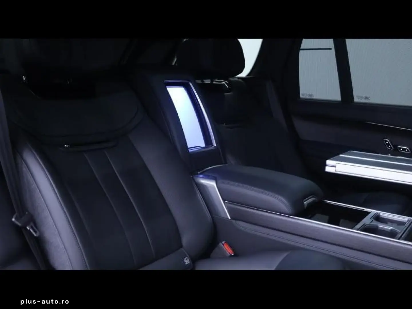 LAND ROVER Range Rover LWB P615 SV AWD Auto