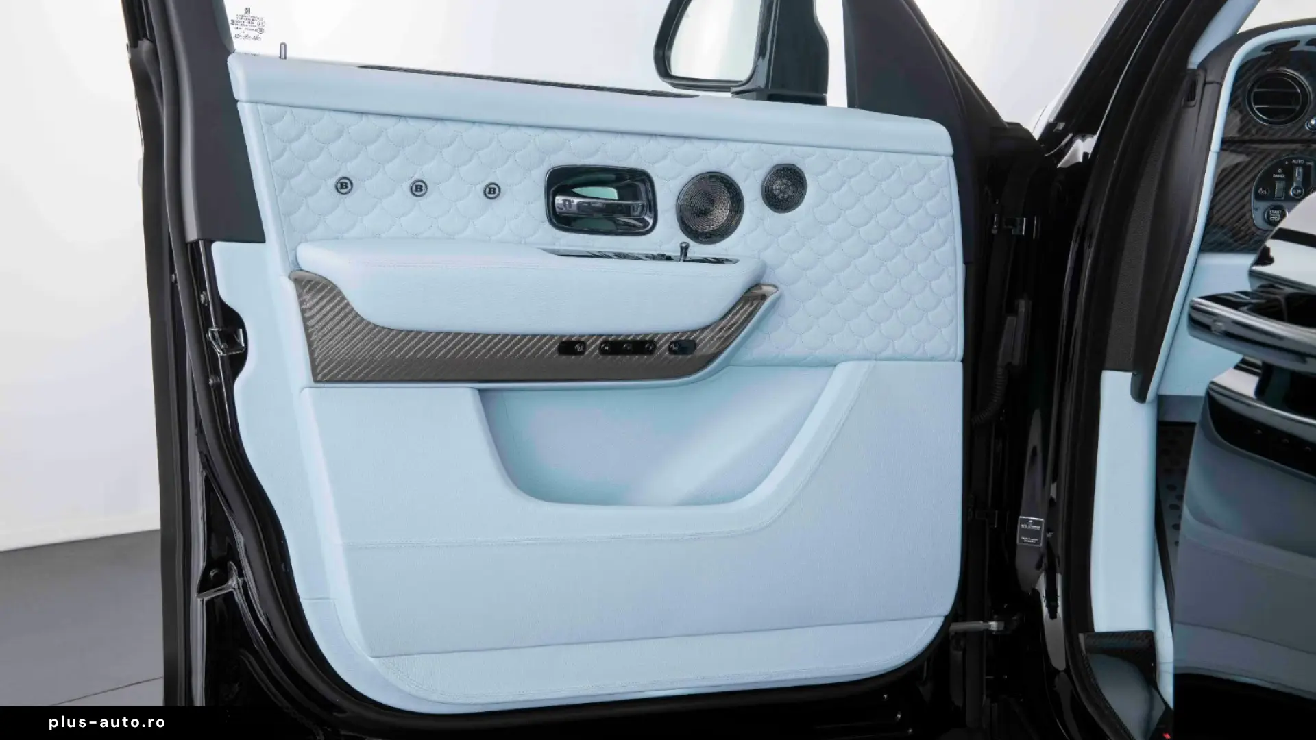 Rolls-Royce Cullinan BRABUS 700 BLUE SKY