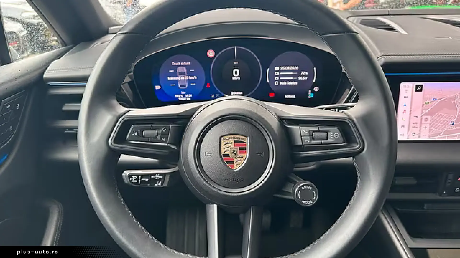 Porsche Macan 4   AHK   PANO   Sportsitz