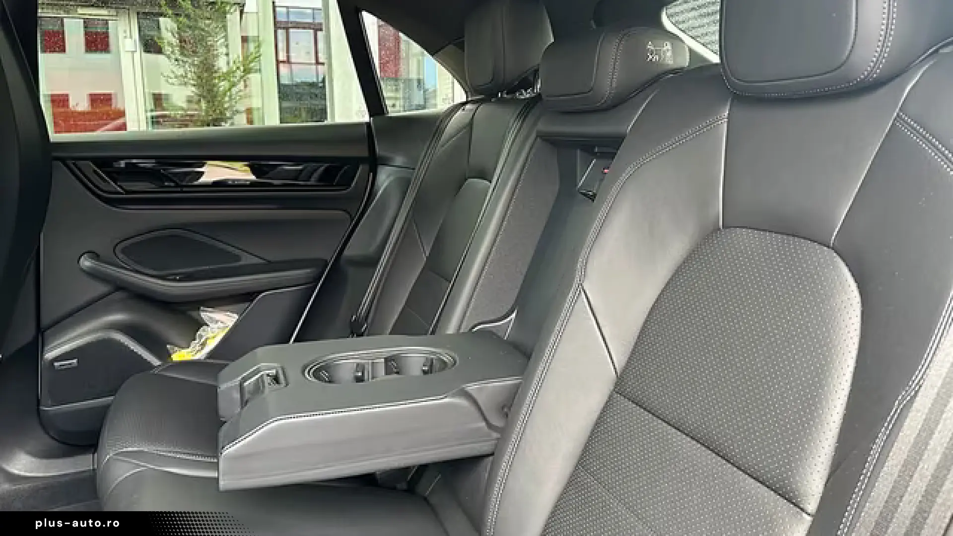 Porsche Macan 4   AHK   PANO   Sportsitz