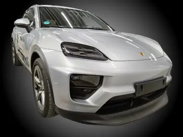 Porsche Macan Electric 4
