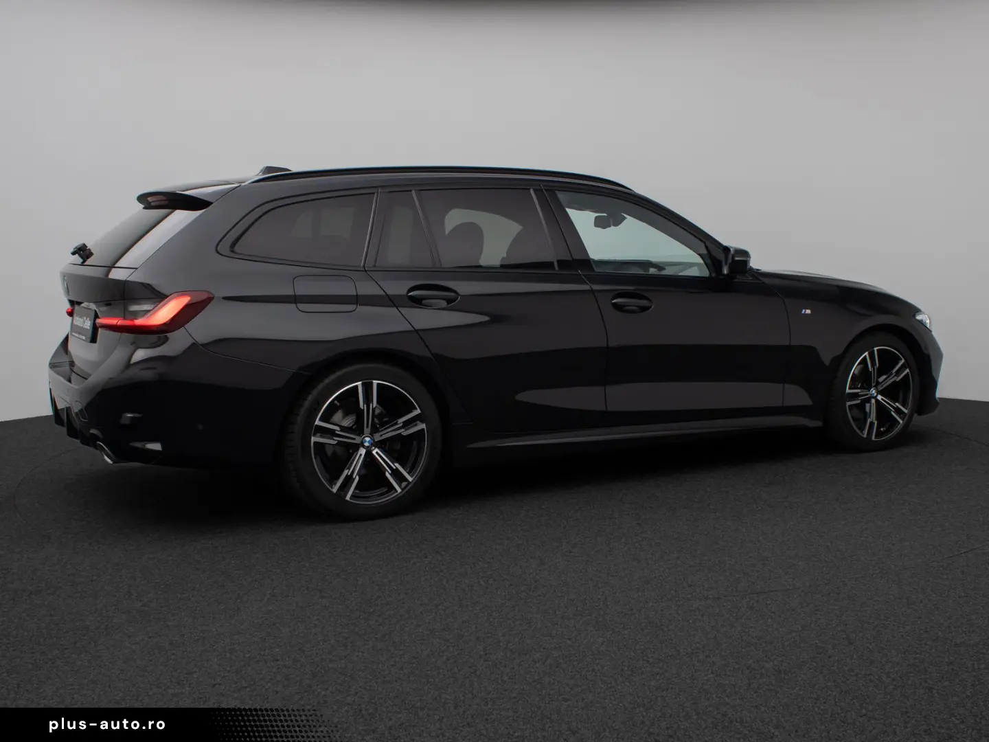 BMW 318d M Sport Panorama Kamera HUD DAB HiFi AHK