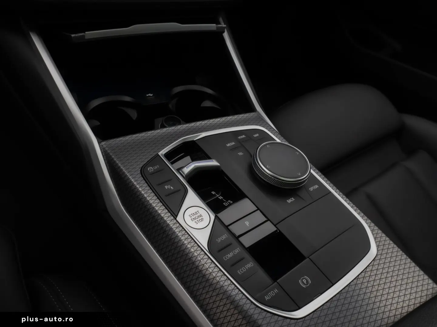 BMW 318d M Sport Panorama Kamera HUD DAB HiFi AHK