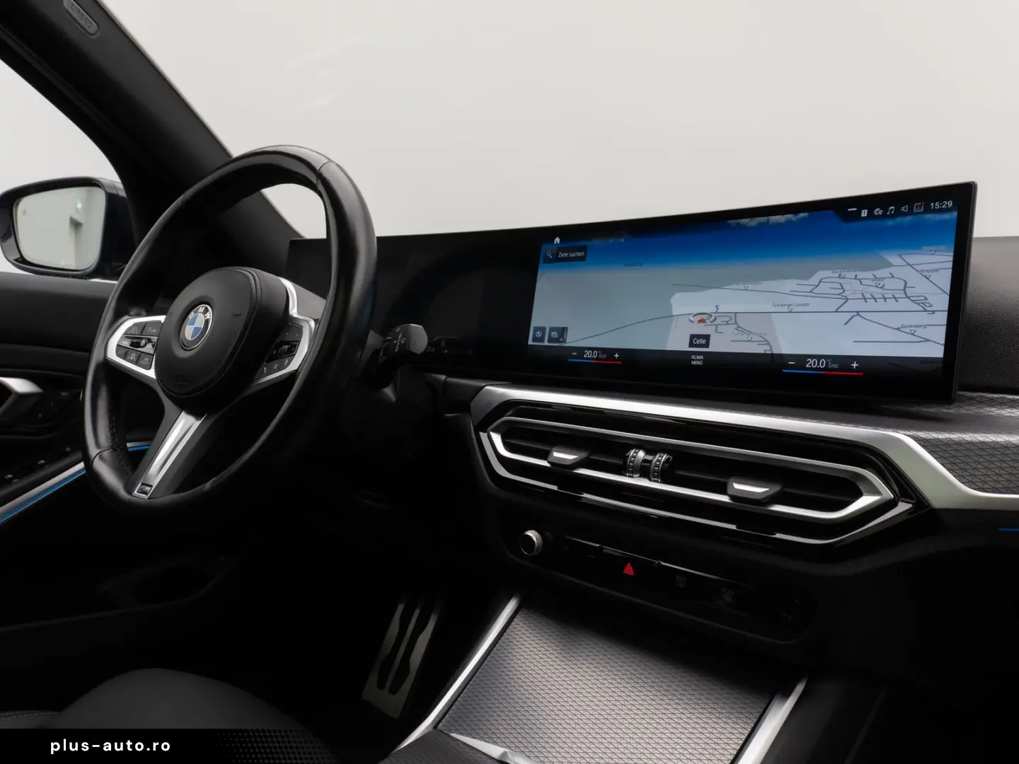 BMW 318d M Sport Panorama Kamera HUD DAB HiFi AHK