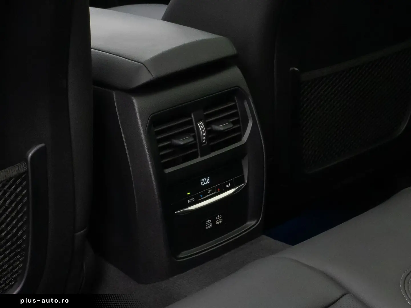BMW 318d M Sport Panorama Kamera HUD DAB HiFi AHK