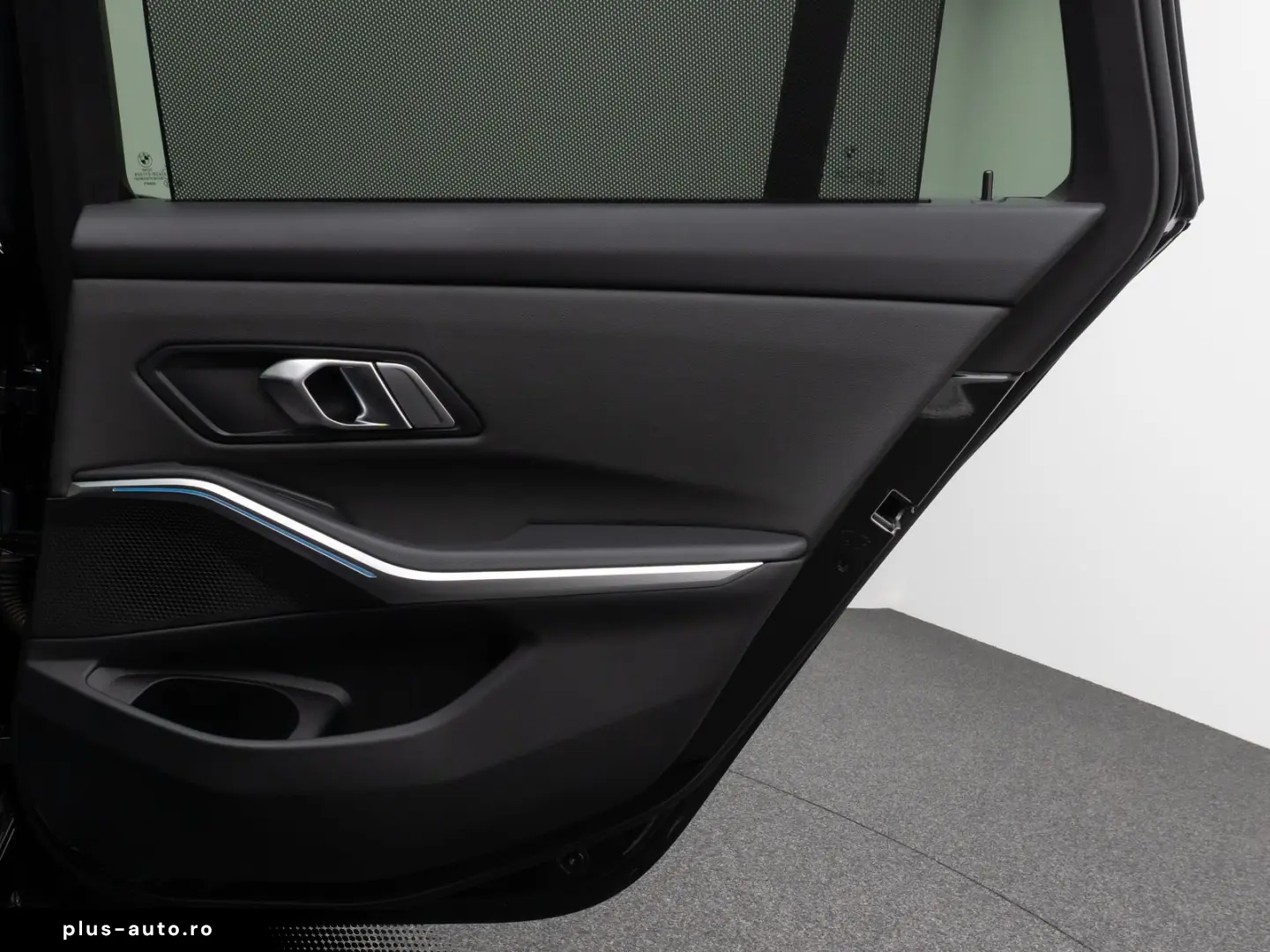 BMW 318d M Sport Panorama Kamera HUD DAB HiFi AHK
