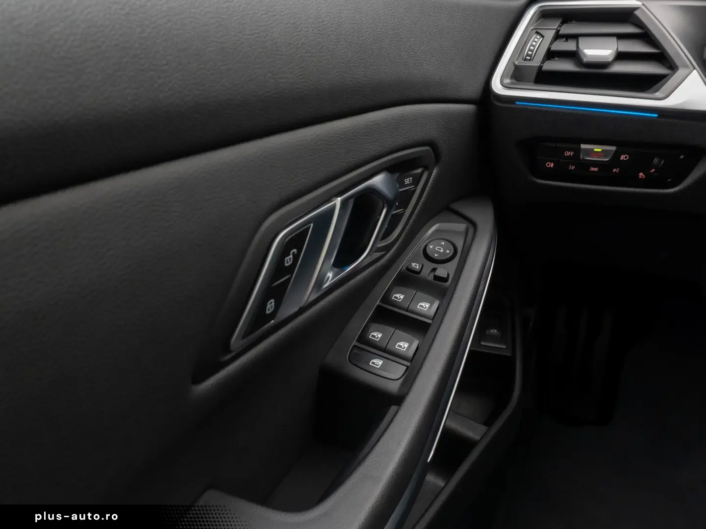 BMW 318d M Sport Panorama Kamera HUD DAB HiFi AHK