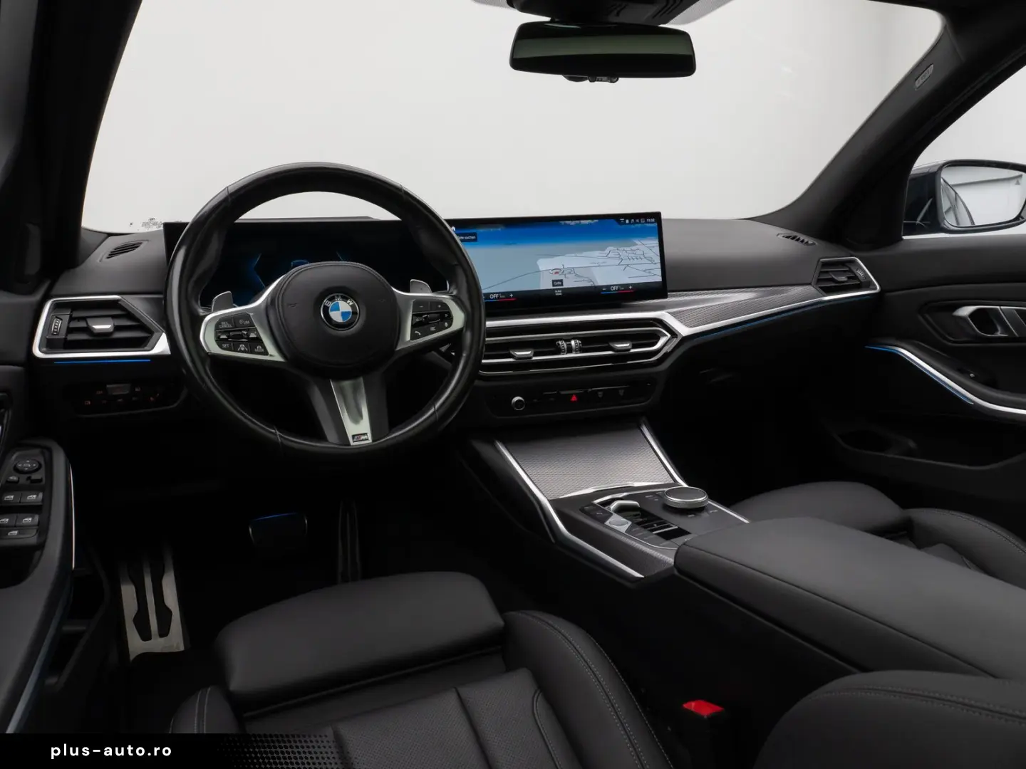 BMW 318d M Sport Panorama Kamera HUD DAB HiFi AHK