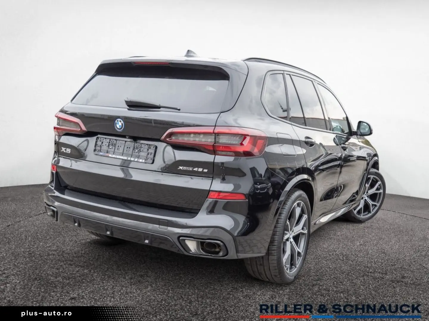 BMW X5 xDrive 45e M-Sport PANO LASER AHK H K AKTIVLE
