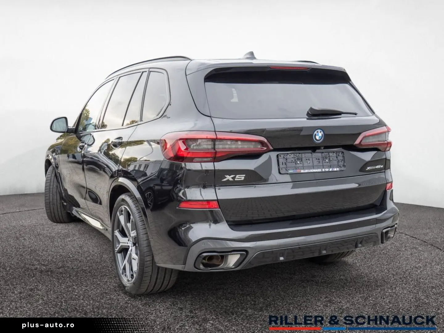 BMW X5 xDrive 45e M-Sport PANO LASER AHK H K AKTIVLE