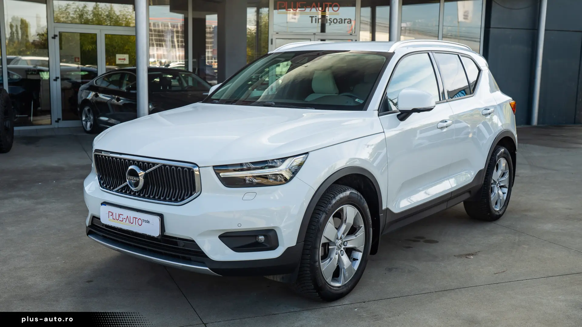 Volvo XC40 AWD D3 2.0 150CP Momentum Aut Led 360 H&K ACC