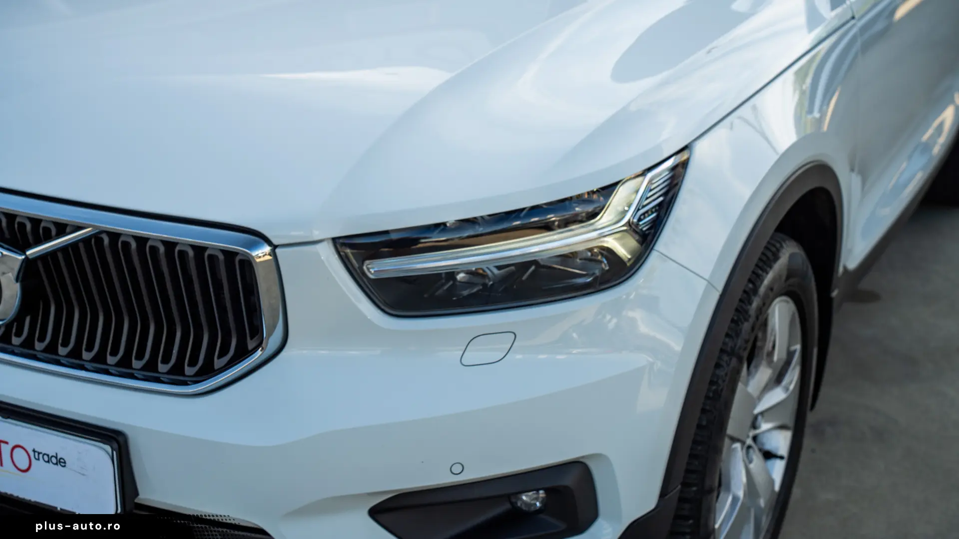 Volvo XC40 AWD D3 2.0 150CP Momentum Aut Led 360 H&K ACC