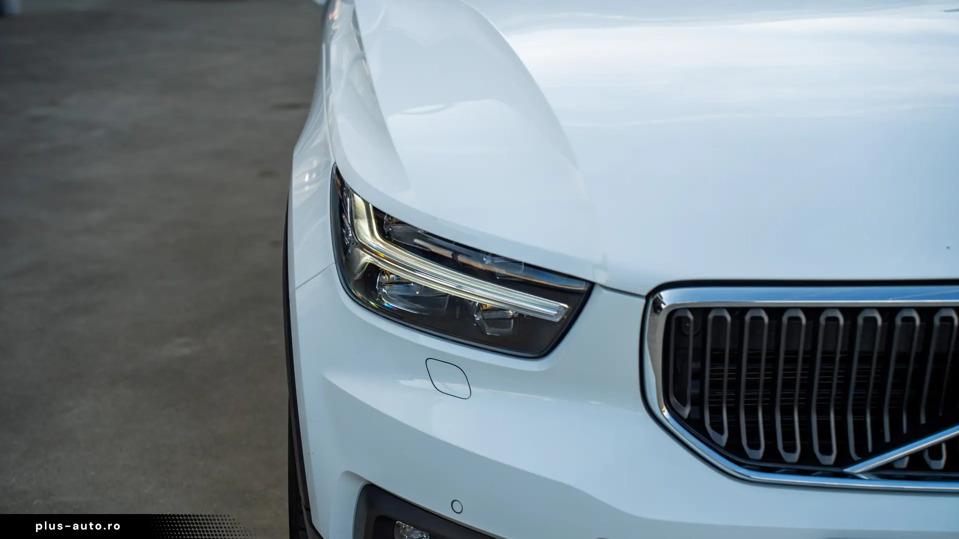 Volvo XC40 AWD D3 2.0 150CP Momentum Aut Led 360 H&K ACC
