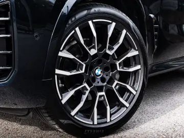 BMW X5 xDrive40i M Sport 381hp Pano ACC 360  H&K