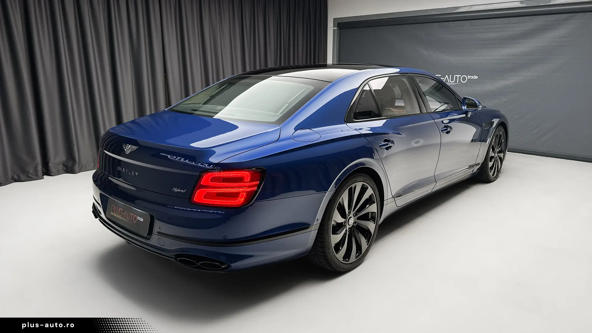 BENTLEY FLYING SPUR V6 2.9 HYBRID – 2023   544 CP