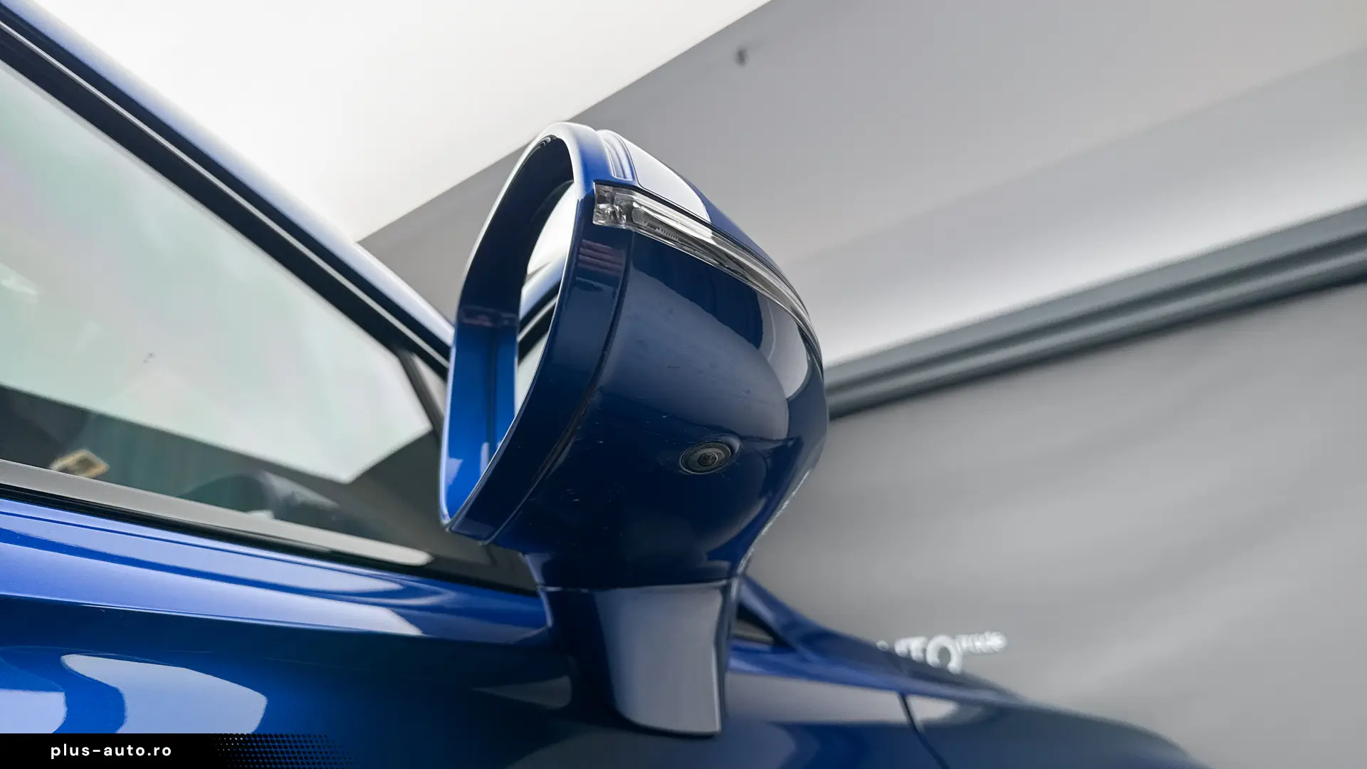 BENTLEY FLYING SPUR V6 2.9 HYBRID – 2023   544 CP