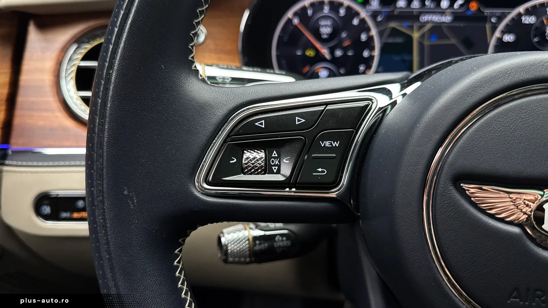BENTLEY FLYING SPUR V6 2.9 HYBRID – 2023   544 CP